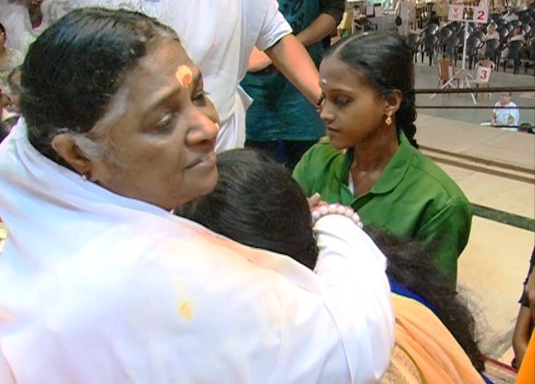 Tribal Health Workers Visit Amritapuri