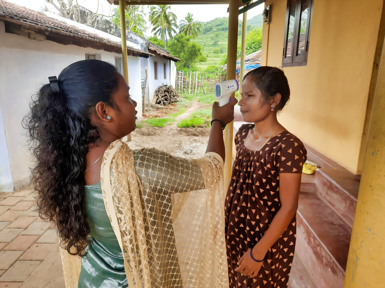 Amrita Tribal Health Workers Distributed Medical Equipments to Residents of Kallakkara Tribal Hamlet